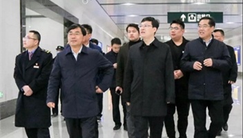 市長(zhǎng)陳之常赴高鐵商務(wù)區(qū)進(jìn)行調(diào)研