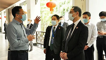 日本駐上海總領(lǐng)事參觀淮揚(yáng)菜文化博物館